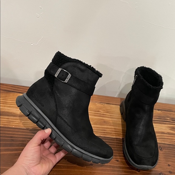 Skechers Women's Synergy - Diva Lane Sneaker Boots Size 9 - Picture 6 of 16